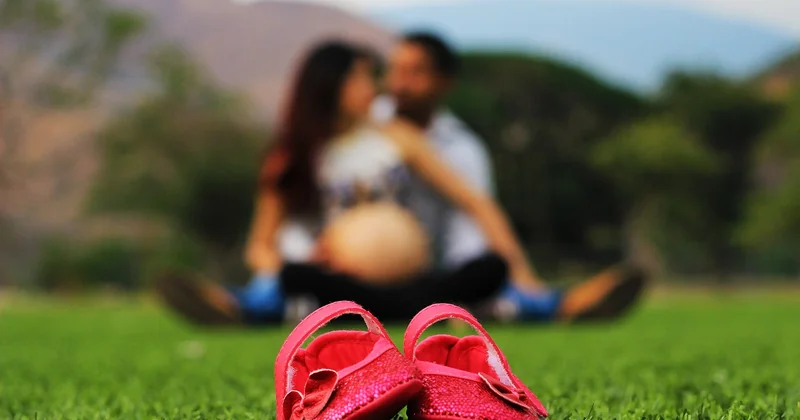 Premier mot bébé : « papa » ou « maman » ?