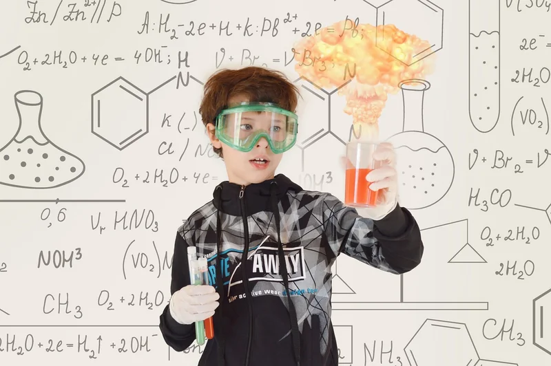 Expériences scientifiques à domicile : les meilleures pour les 6-12 ans